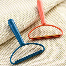 2-in-1 Portable Lint Remover – Long-Handle Brush & Sticky Roller for Clothes, Furniture & Carpets (1 Pc)